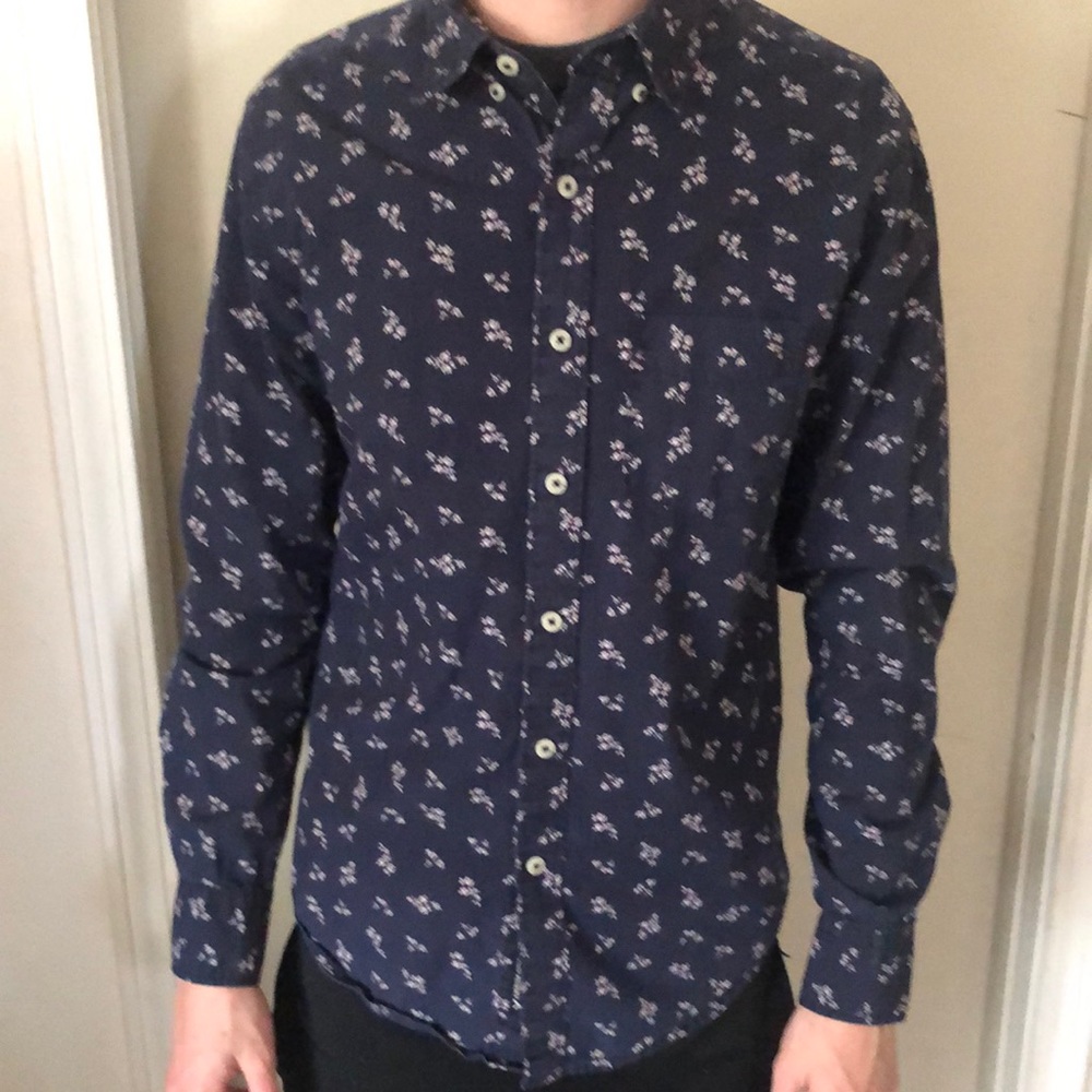 American Eagle Outfitters Long sleeved button up